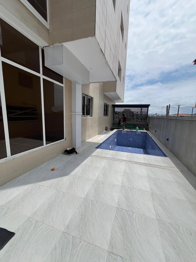 WhatsApp Image 2025-10-03 at 12.26.08 (2) ELEGANT 4 BEDROOM PENTHOUSE WITH A SWIMMING POOL , GYM AND A BQ